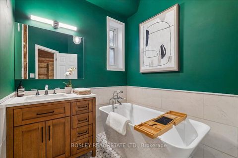 Photo 16 at 499 Ontario Street, South St. James Town, Toronto