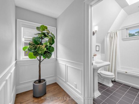 Photo 26 at 146 Glenvale Boulevard, Leaside, Toronto