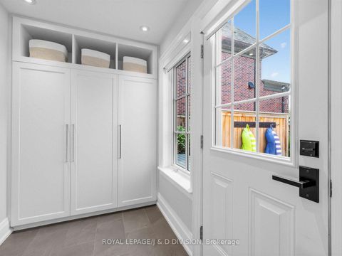 Photo 27 at 146 Glenvale Boulevard, Leaside, Toronto