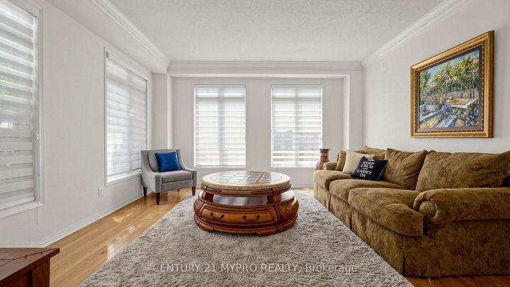 Photo 16 at 12 Sergio Marchi Street, CFB, Toronto
