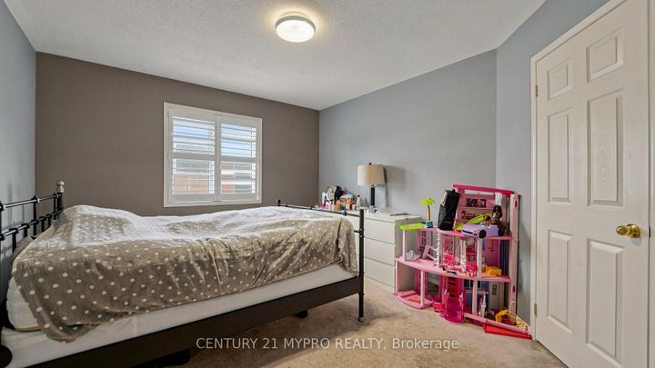 Photo 36 at 12 Sergio Marchi Street, CFB, Toronto