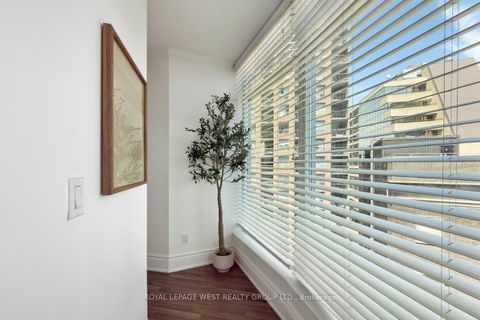 Photo 21 at 802 - 8 Scollard Street, Annex, Toronto