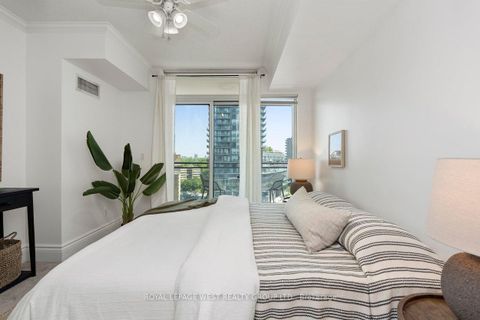 Photo 25 at 802 - 8 Scollard Street, Annex, Toronto
