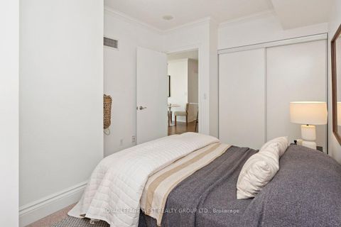 Photo 32 at 802 - 8 Scollard Street, Annex, Toronto