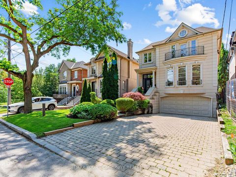 Photo 1 at 477 Old Orchard Grove, Nortown, Toronto