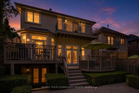Photo 4 at 477 Old Orchard Grove, Nortown, Toronto
