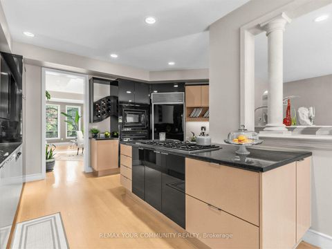 Photo 17 at 477 Old Orchard Grove, Nortown, Toronto