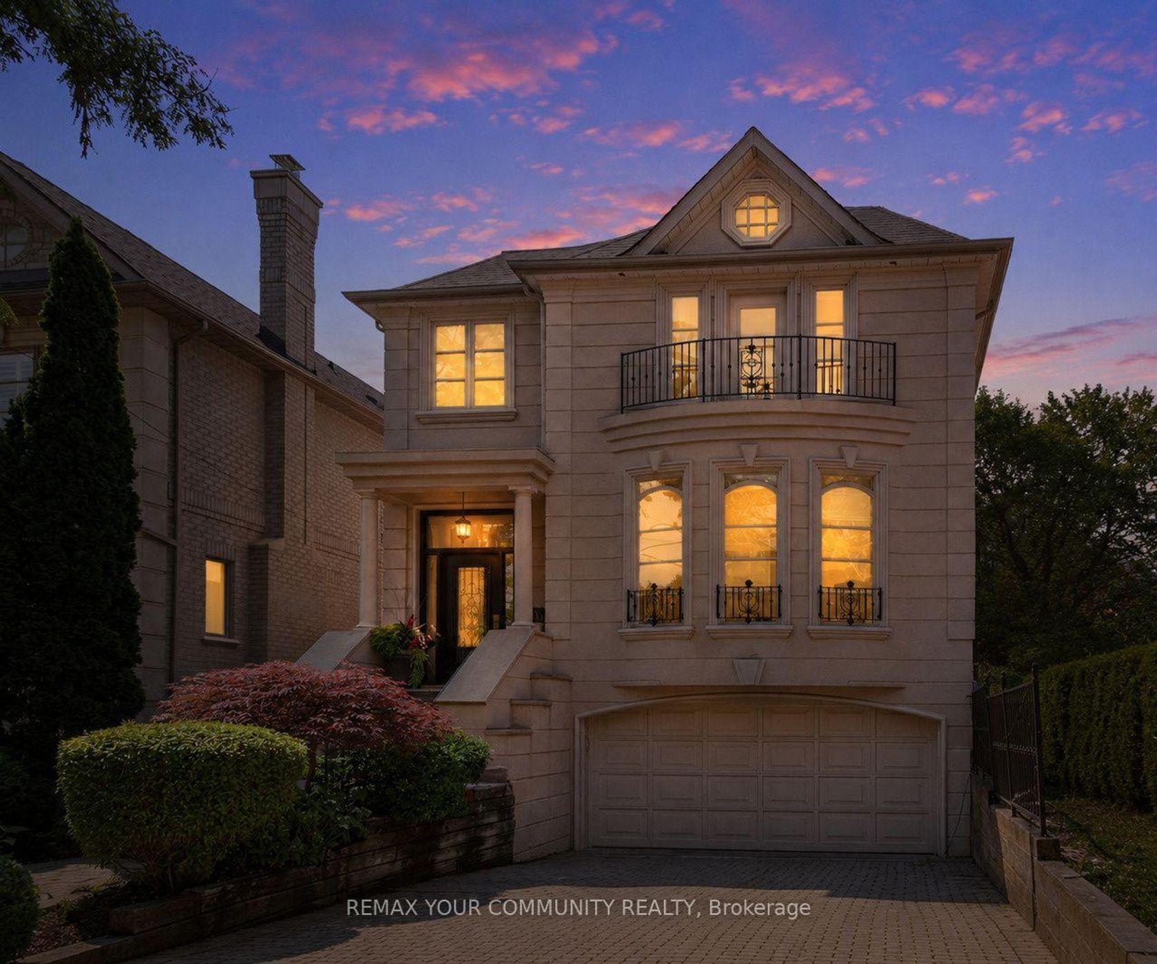 477 Old Orchard Grove, Nortown, Toronto 