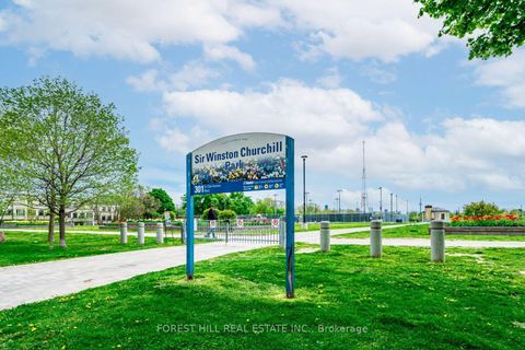 Photo 17 at 313 - 6 Parkwood Avenue, Forest Hill South, Toronto
