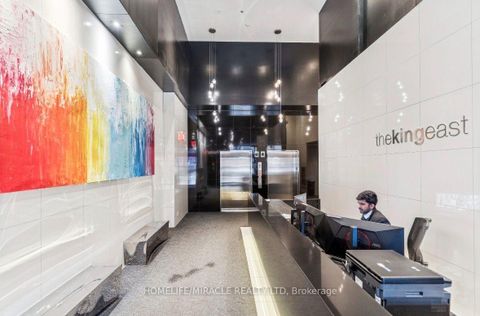 Photo 3 at 207 - 318 King Street E, Moss Park, Toronto