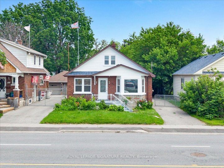 Photo 35 at 195 Park Road S, Vanier, Oshawa
