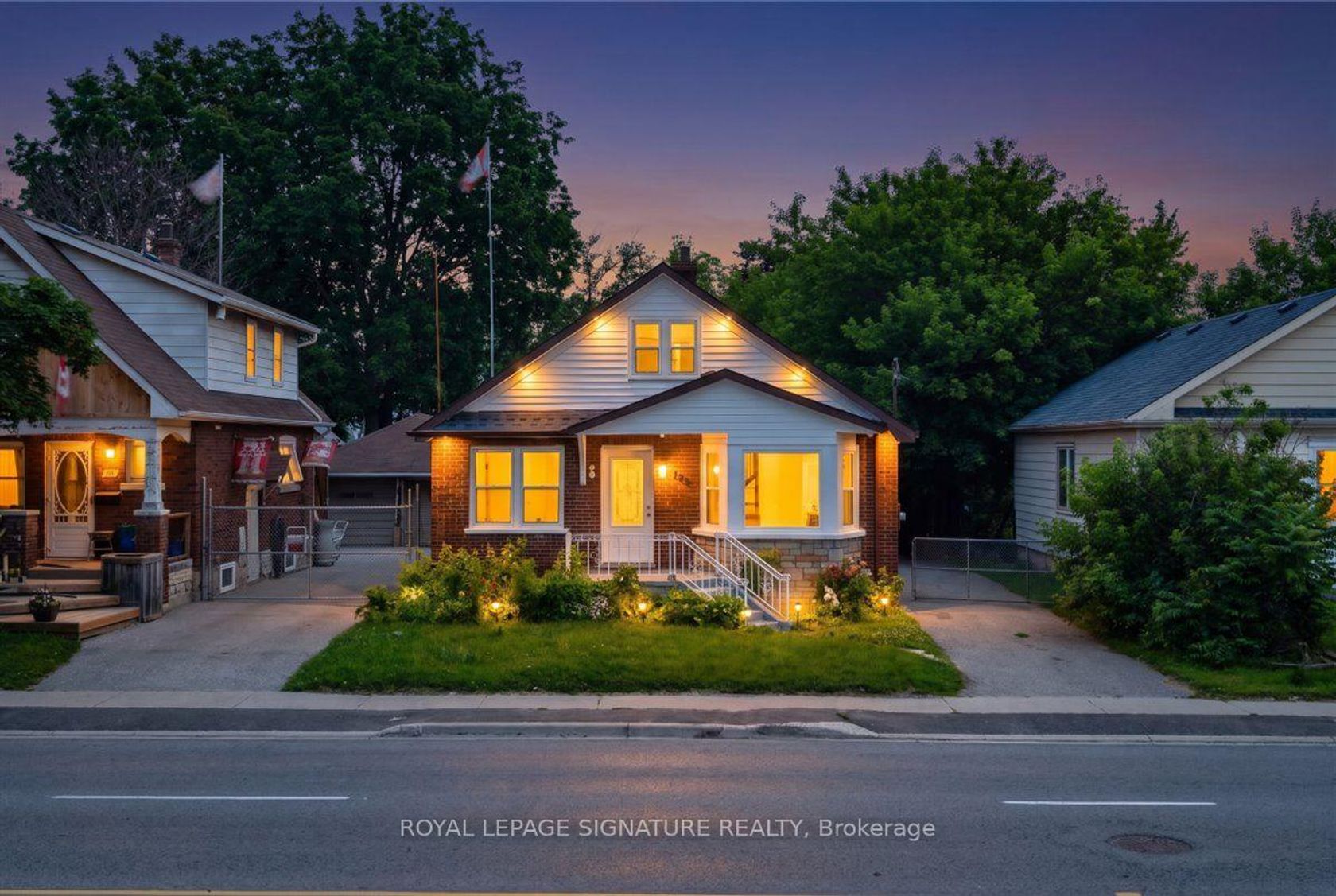195 Park Road S, Vanier, Oshawa 2