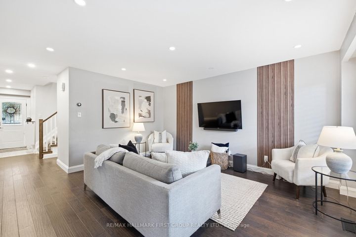 Photo 16 at 1896 New Street, Amberlea, Pickering