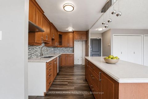 Photo 3 at 615 - 101 Prudential Drive, Dorset Park, Toronto