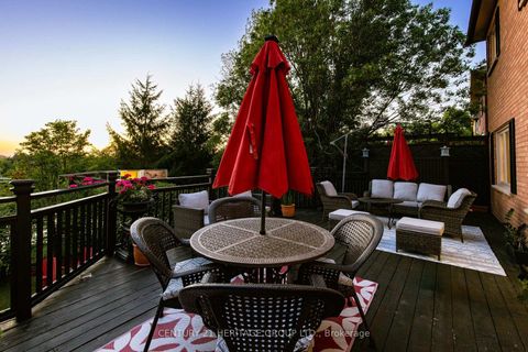 Photo 44 at 366 Amberlee Court, Glenway Estates, Newmarket