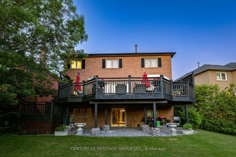 Photo 49 at 366 Amberlee Court, Glenway Estates, Newmarket