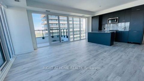 Photo 1 at 1531 - 20 Inn On The Park Drive, Don Mills, Toronto