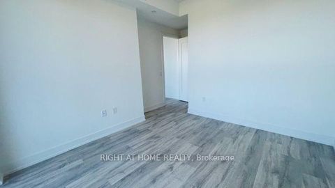 Photo 11 at 1531 - 20 Inn On The Park Drive, Don Mills, Toronto