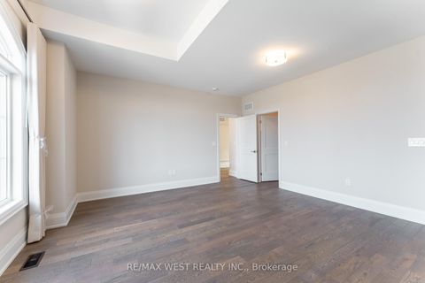 Photo 22 at 119 Jay Street, Maple Leaf, Toronto