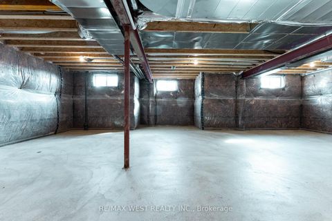 Photo 42 at 119 Jay Street, Maple Leaf, Toronto