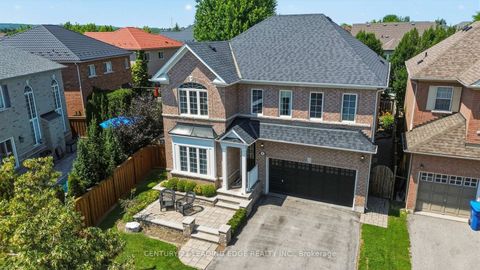Photo 2 at 8 Haverhill Terrace, Bayview Wellington, Aurora