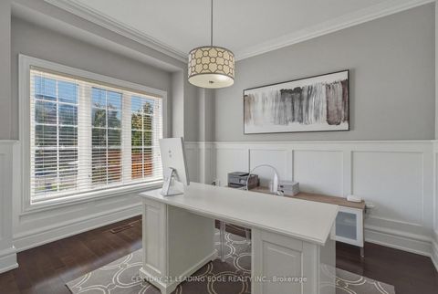 Photo 10 at 8 Haverhill Terrace, Bayview Wellington, Aurora