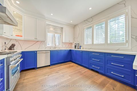 Photo 12 at 98 Leyburn Avenue, Westbrook, Richmond Hill
