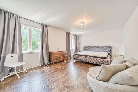 Photo 18 at 98 Leyburn Avenue, Westbrook, Richmond Hill