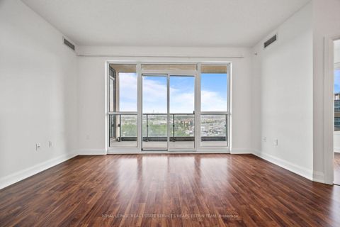 Photo 3 at 913 - 160 Vanderhoof Avenue, Thorncliffe Park, Toronto