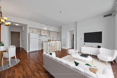 Photo 7 at 913 - 160 Vanderhoof Avenue, Thorncliffe Park, Toronto