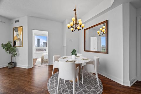 Photo 9 at 913 - 160 Vanderhoof Avenue, Thorncliffe Park, Toronto