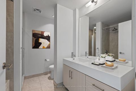 Photo 27 at 913 - 160 Vanderhoof Avenue, Thorncliffe Park, Toronto