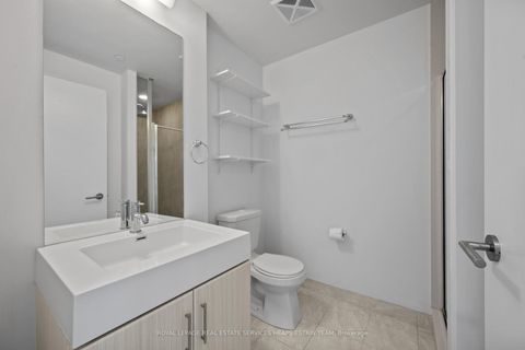 Photo 28 at 913 - 160 Vanderhoof Avenue, Thorncliffe Park, Toronto