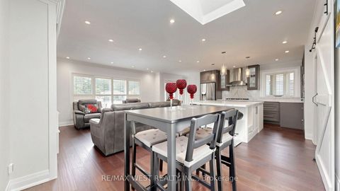 Photo 11 at 555 McCowan Road, Bendale, Toronto