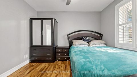 Photo 21 at 555 McCowan Road, Bendale, Toronto