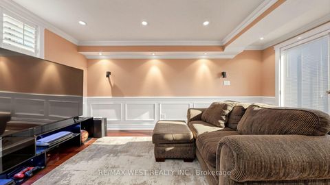 Photo 32 at 555 McCowan Road, Bendale, Toronto