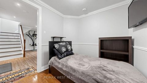 Photo 37 at 555 McCowan Road, Bendale, Toronto