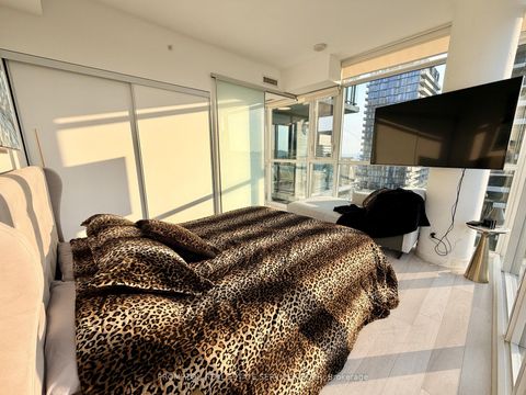Photo 18 at 3004 - 290 ADELAIDE Street W, Waterfront Communities C1, Toronto