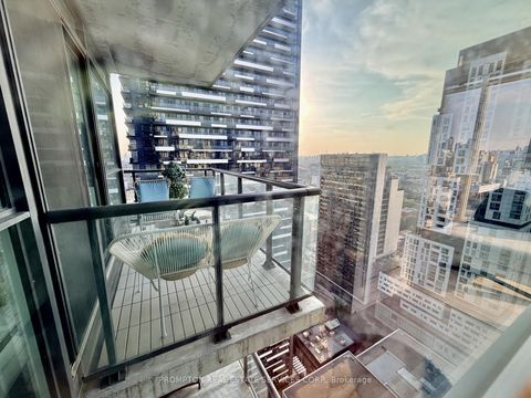 Photo 20 at 3004 - 290 ADELAIDE Street W, Waterfront Communities C1, Toronto