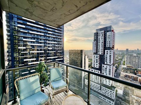 Photo 24 at 3004 - 290 ADELAIDE Street W, Waterfront Communities C1, Toronto