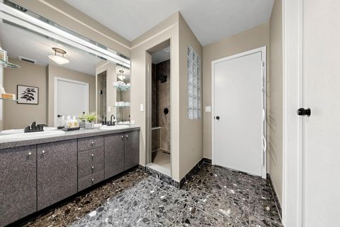 Photo 16 at 45 HOPPERTON Drive, Windfields, Toronto
