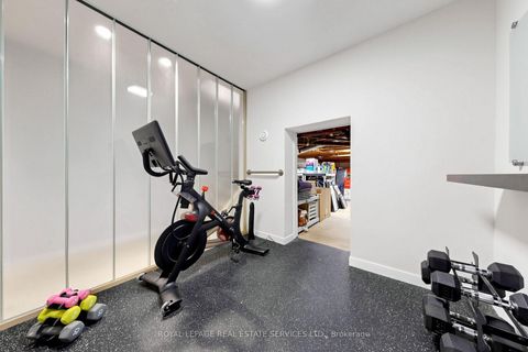 Photo 23 at 45 HOPPERTON Drive, Windfields, Toronto