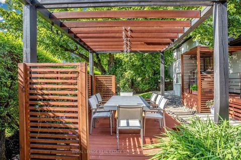 Photo 30 at 45 HOPPERTON Drive, Windfields, Toronto