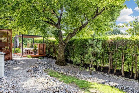 Photo 32 at 45 HOPPERTON Drive, Windfields, Toronto