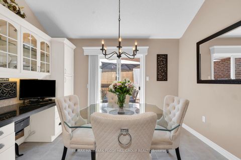 Photo 3 at 52 Summerset Drive, Ardagh, Barrie
