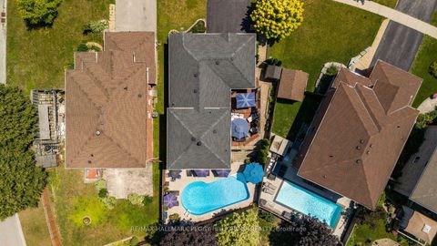 Photo 22 at 52 Summerset Drive, Ardagh, Barrie
