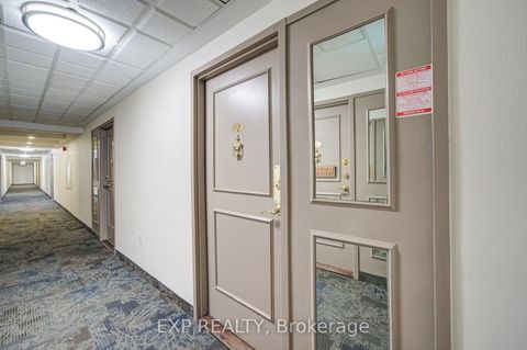 Photo 4 at 220 - 4001 Don Mills Road, Hillcrest Village, Toronto