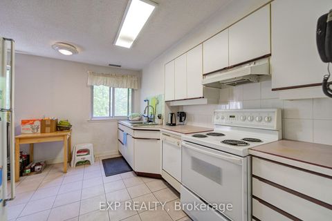 Photo 14 at 220 - 4001 Don Mills Road, Hillcrest Village, Toronto