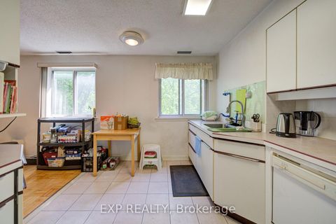 Photo 17 at 220 - 4001 Don Mills Road, Hillcrest Village, Toronto