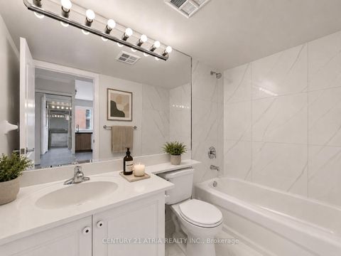 Photo 10 at 1110 - 2 Clairtrell Road, Willowdale East, Toronto